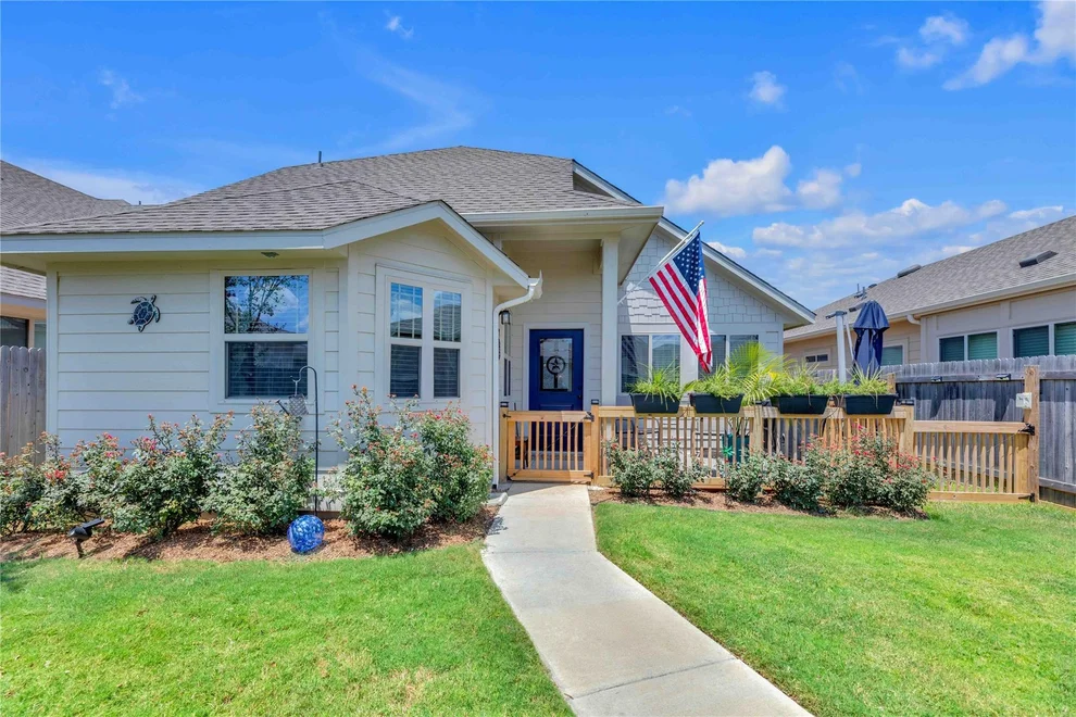 Unit for sale at 121 Ginko ST, San Marcos, TX 78666