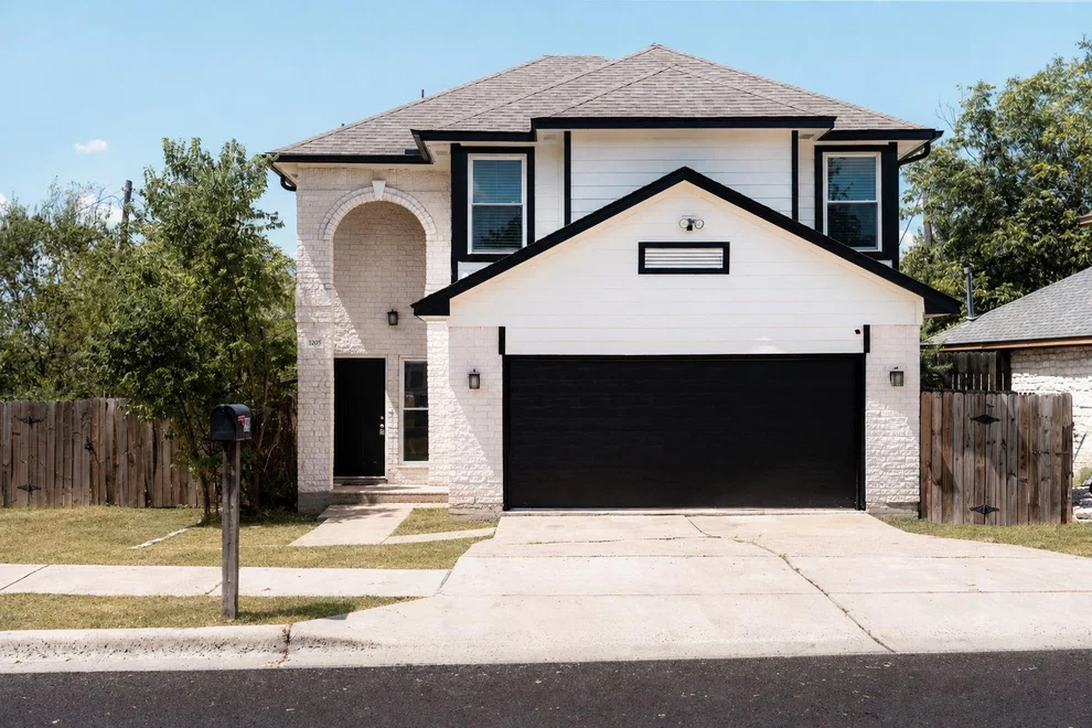 Unit for sale at 3205 Rockhurst LN, Austin, TX 78723