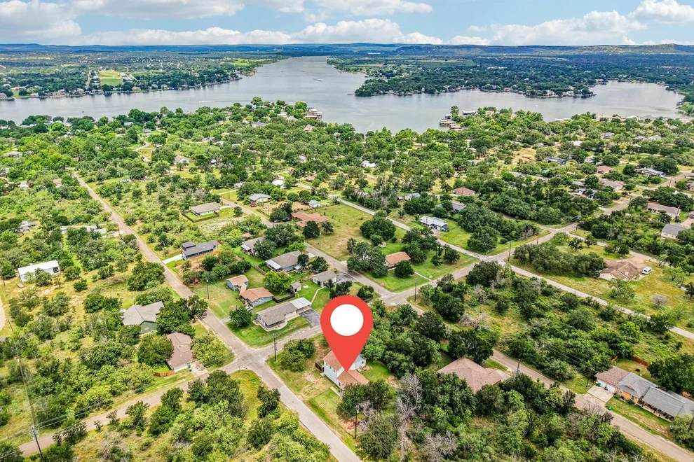 Unit for sale at 164 Southwood DR, Granite Shoals, TX 78654