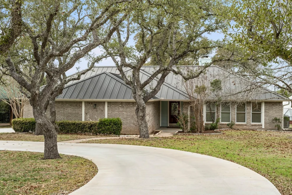 Unit for sale at 622 Canyon Rim DR, Dripping Springs, TX 78620