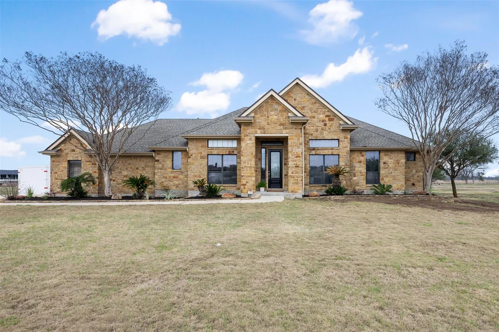 Unit for sale at 328 Apache PASS, Hutto, TX 78634