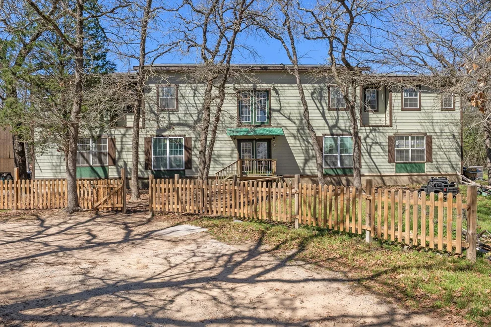 Unit for sale at 308 Christensen RD, Elgin, TX 78621