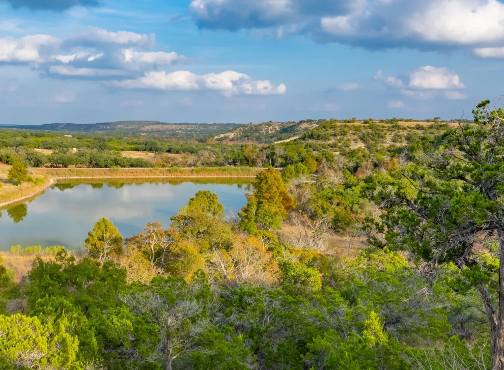 Unit for sale at 518 Curly H Ranch RD, Dripping Springs, TX 78620