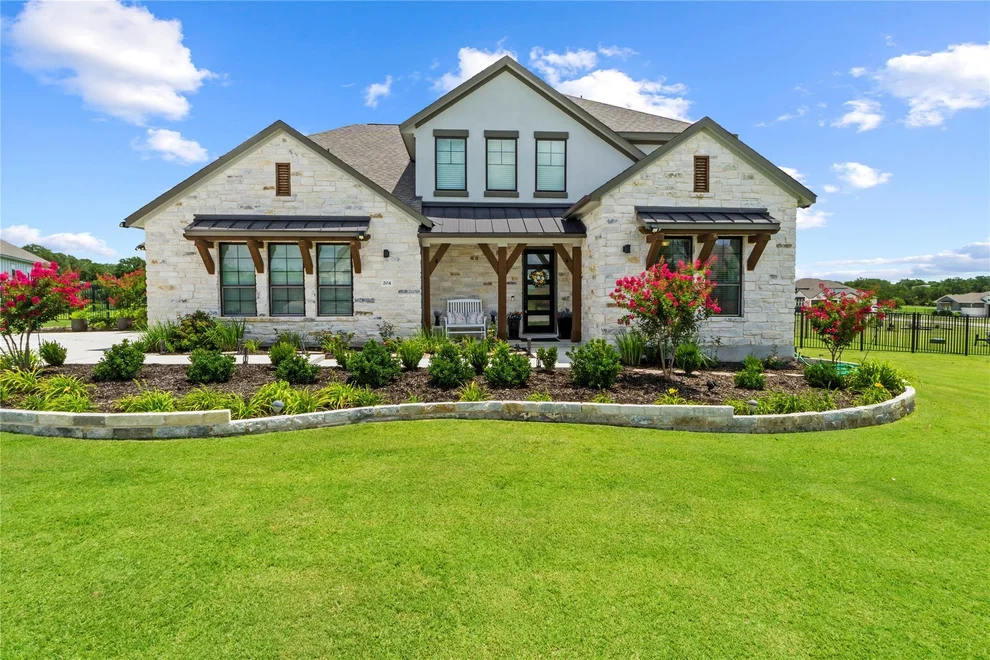 Unit for sale at 204 N Haven DR, Liberty Hill, TX 78642