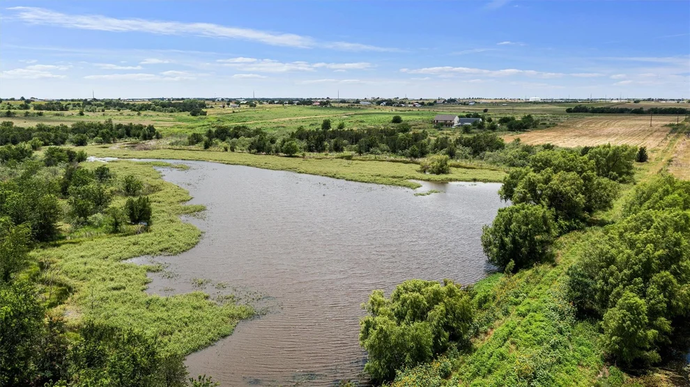 Unit for sale at 3315 County Road 463, Elgin, TX 78621
