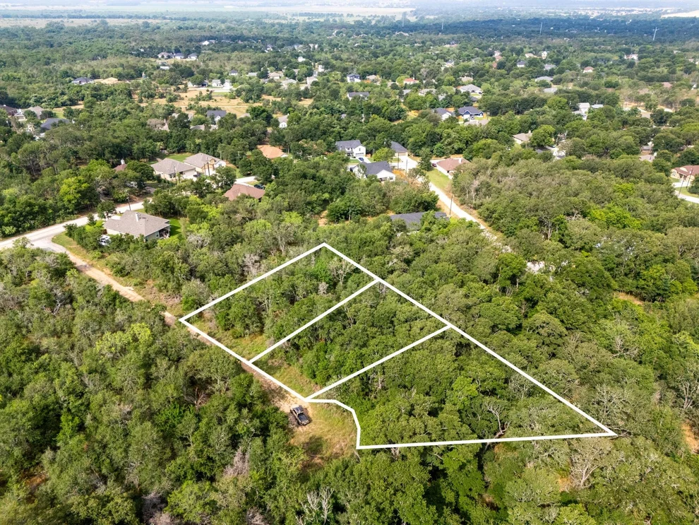 Unit for sale at 116 Waimalu CV, Bastrop, TX 78602