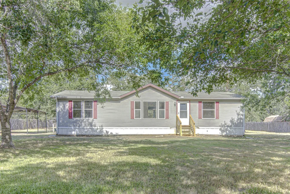 Unit for sale at 185 Peace Pipe, Smithville, TX 78957