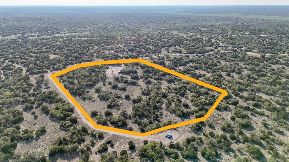 Unit for sale at 1700 Blackbuck DR, Adams, TX 76935