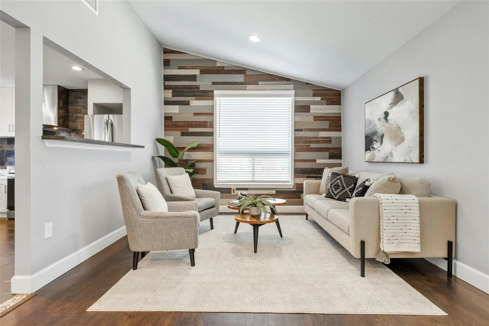 Unit for sale at 5503 Manor RD, Austin, TX 78723