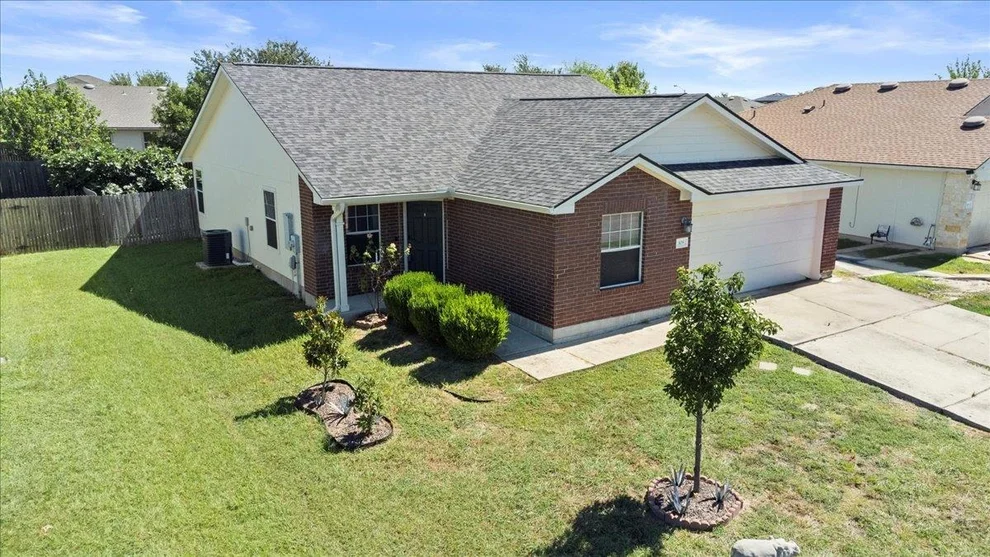 Unit for sale at 308 Flinn ST, Hutto, TX 78634
