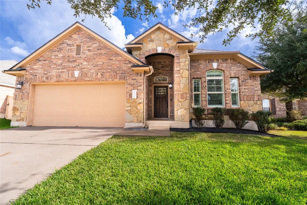 Unit for sale at 2013 Autumn Run LN, Round Rock, TX 78665
