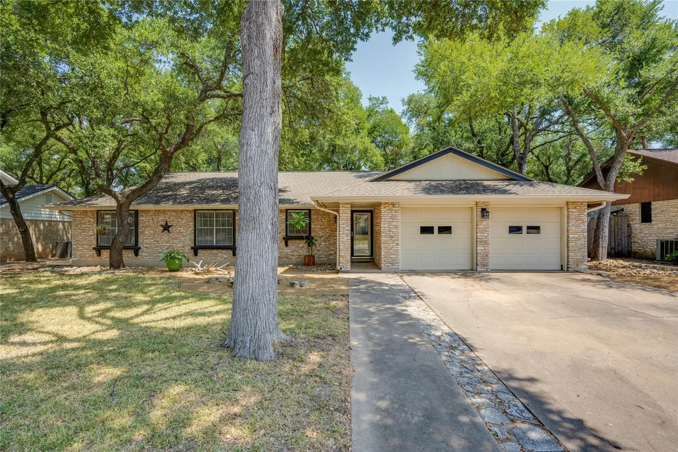 Unit for sale at 11905 Millwright PKWY, Austin, TX 78750