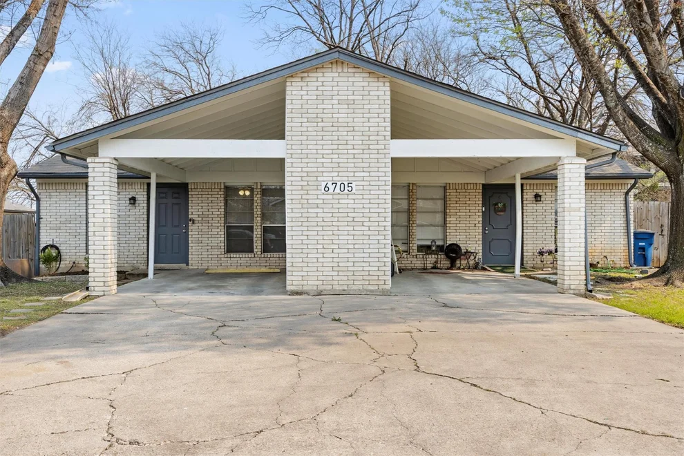 Unit for sale at 6705 Skynook DR, Austin, TX 78745