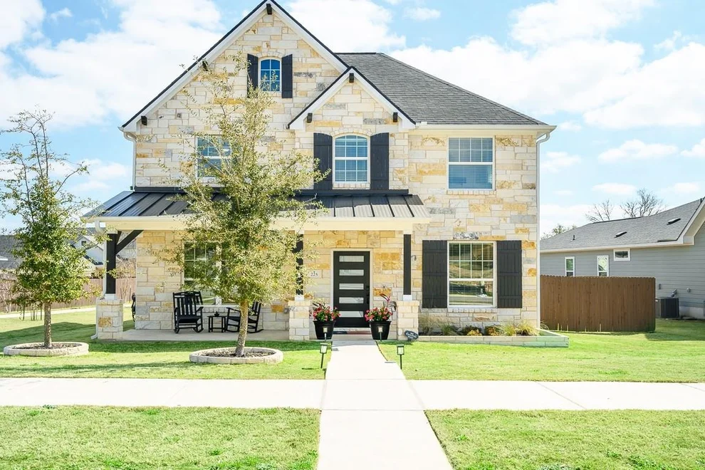 Unit for sale at 225 Villars DR, Salado, TX 76571