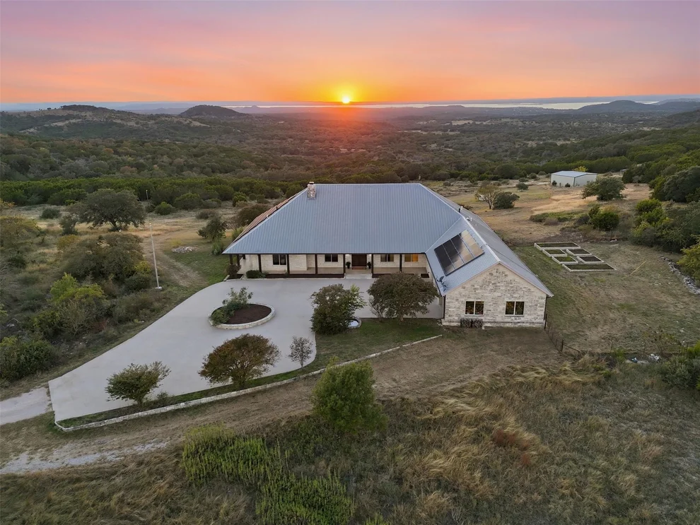 Unit for sale at 450 Threadgill Ranch RD, Burnet, TX 78611