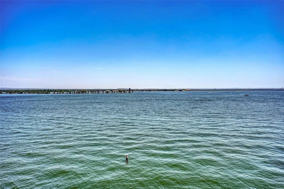 Unit for sale at 1001 The Cape RD, Horseshoe Bay, TX 78657