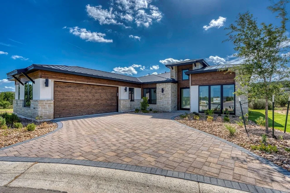 Unit for sale at 126 Via Roma CT, Horseshoe Bay, TX 78657
