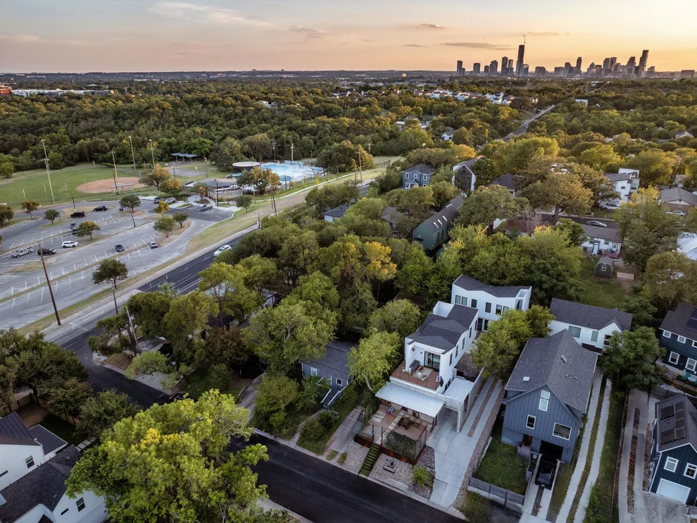 Unit for sale at 1206 Luna ST, Austin, TX 78721
