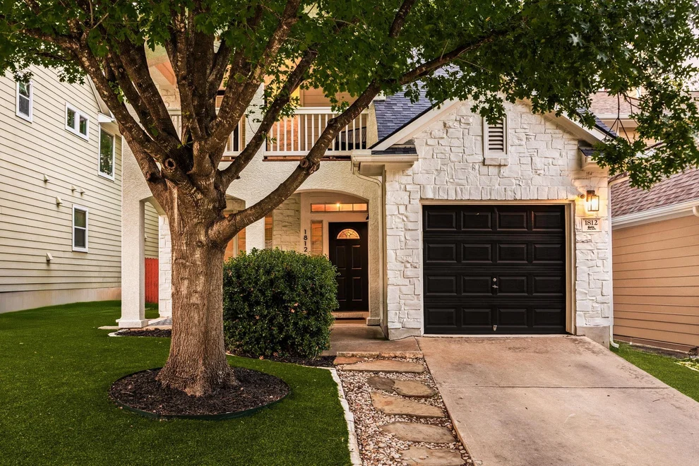 Unit for sale at 1812 Village Oak CT, Austin, TX 78704