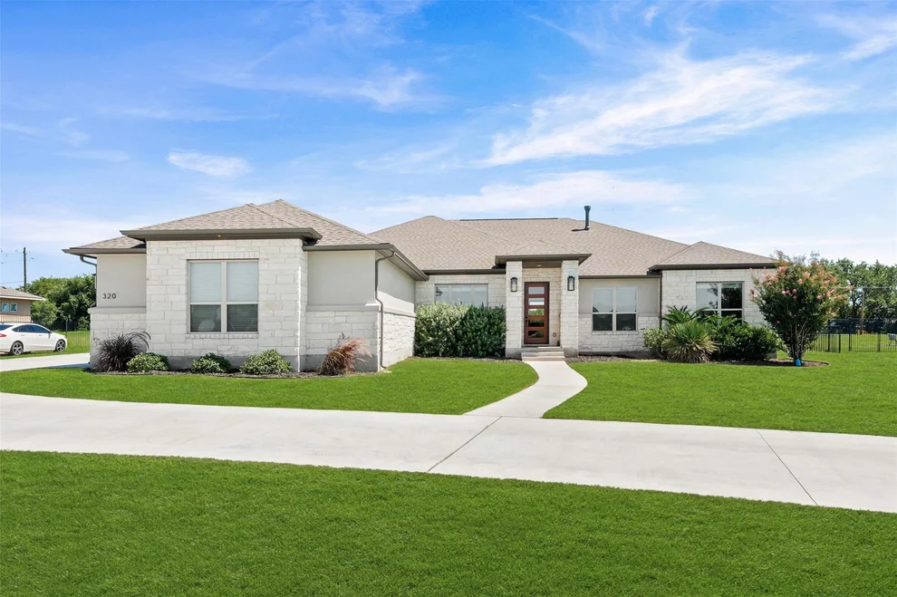 Unit for sale at 320 Buffalo TRL, Liberty Hill, TX 78642