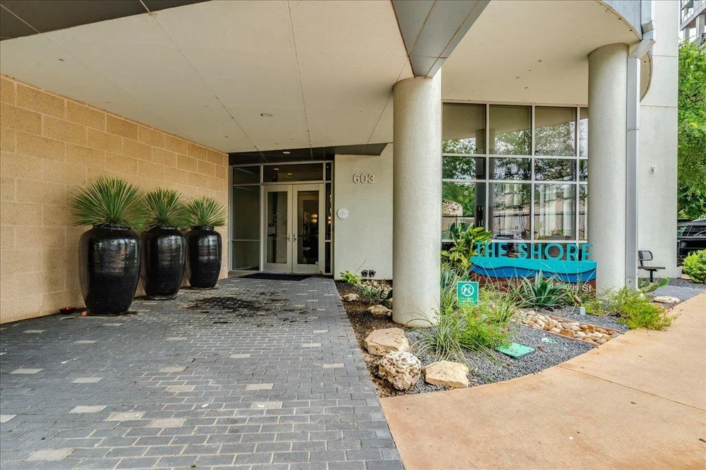 Unit for sale at 603 Davis ST, Austin, TX 78701