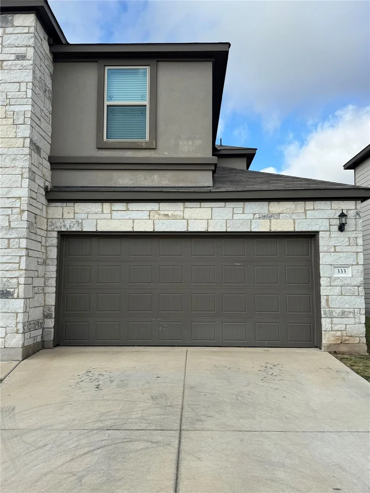 Unit for sale at 333 Capstone RD, Liberty Hill, TX 78642