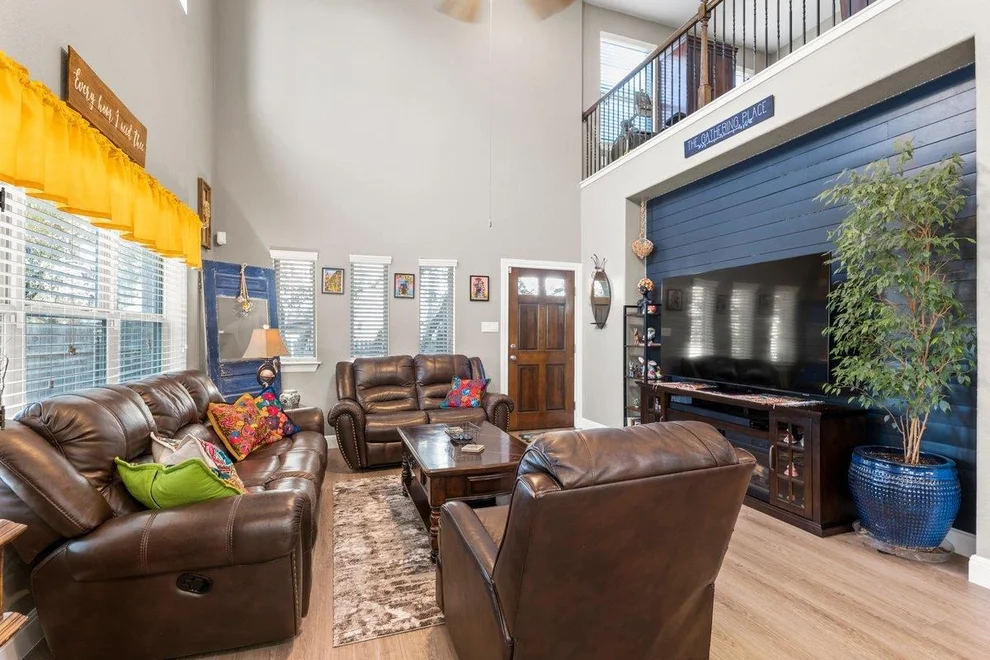 Unit for sale at 2304 S Lakeline BLVD, Cedar Park, TX 78613