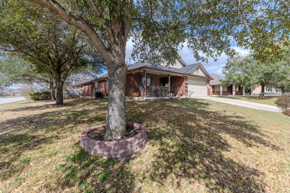 Unit for sale at 12800 Starbrimson TRL, Elgin, TX 78621