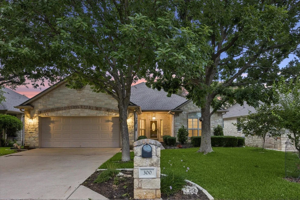 Unit for sale at 300 Brazos DR, Georgetown, TX 78628