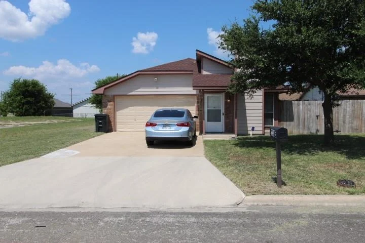 Unit for sale at 2305 Chestnut DR, Killeen, TX 76543