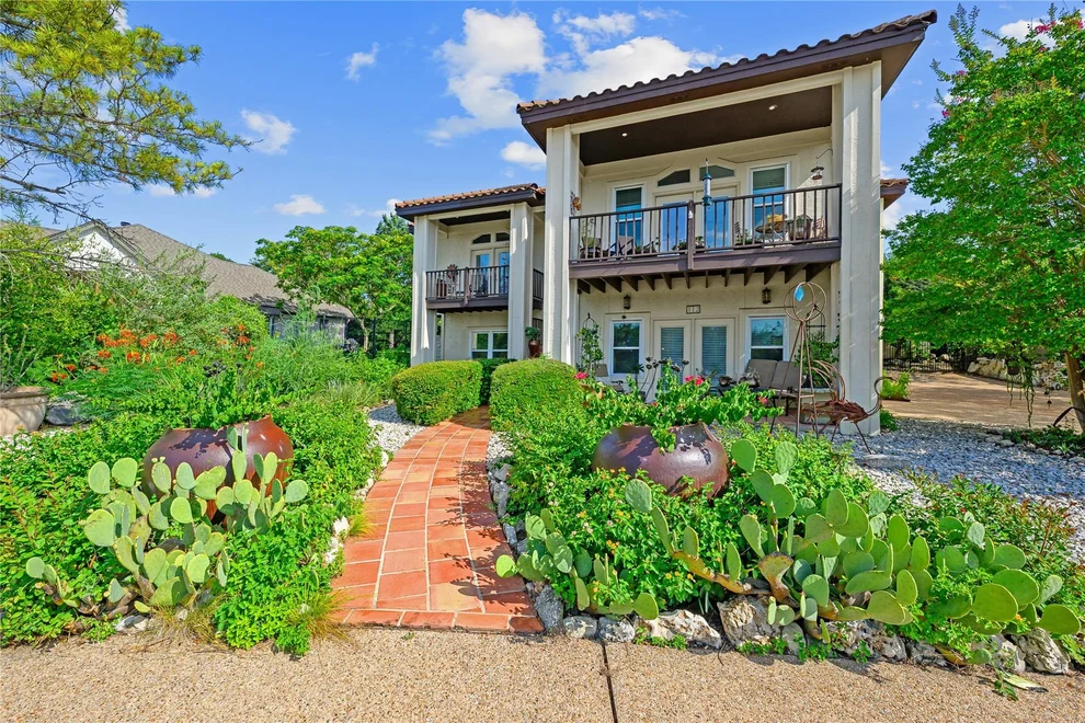 Unit for sale at 112 Javelin DR, Lakeway, TX 78734