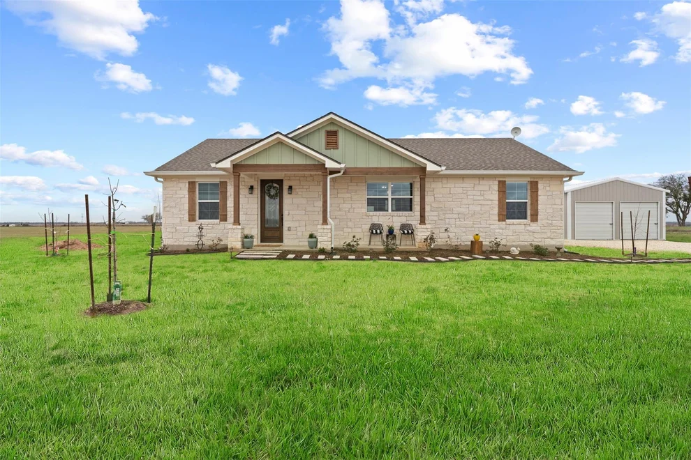 Unit for sale at 1000 Apache TRL, Rockdale, TX 76567
