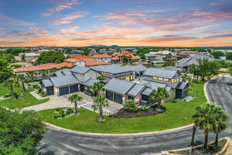 Unit for sale at 116 Wennmohs PL, Horseshoe Bay, TX 78657