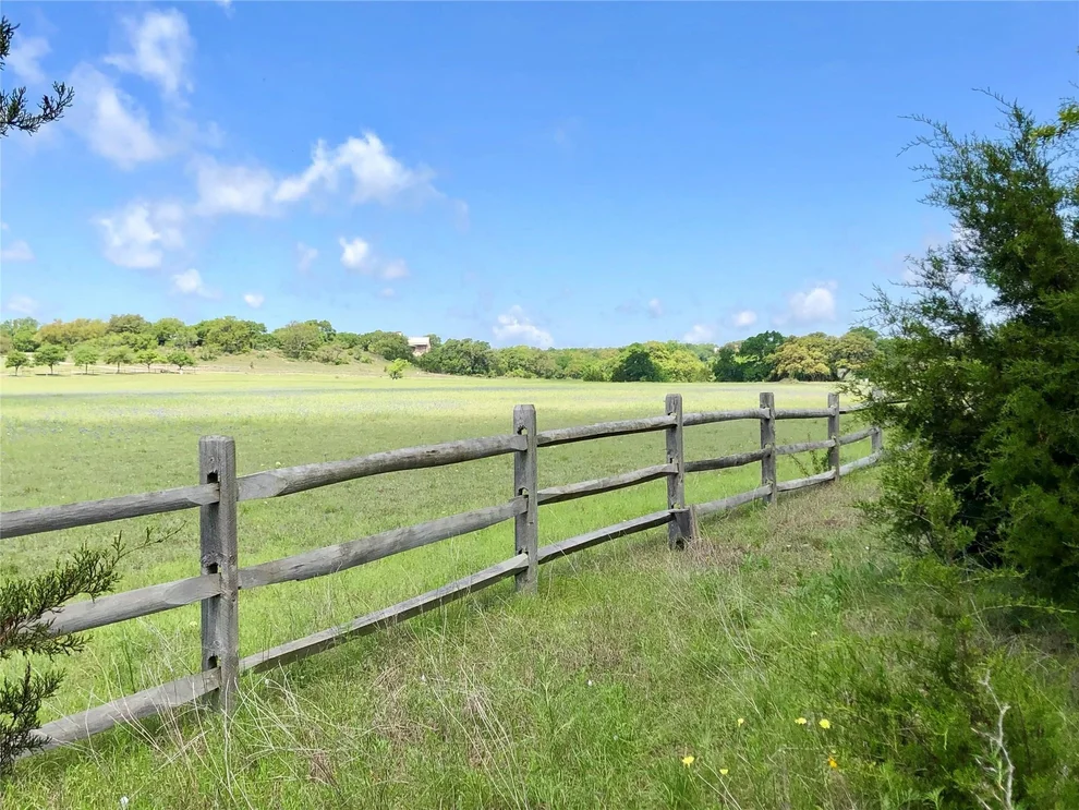 Unit for sale at 100 Dario DR, Dripping Springs, TX 78620