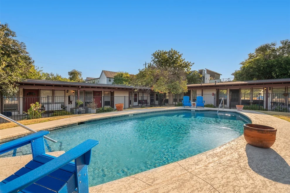 Unit for sale at 5601 Woodrow Ave, Austin, TX 78756