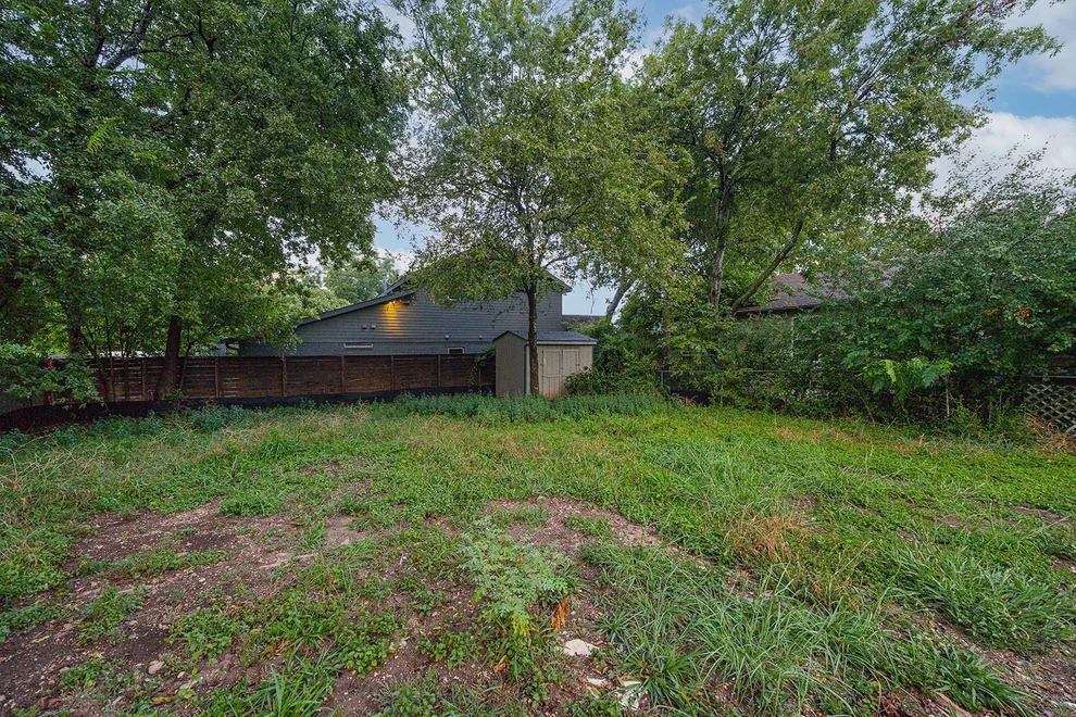 Unit for sale at 5203 Balcones DR, Austin, TX 78731