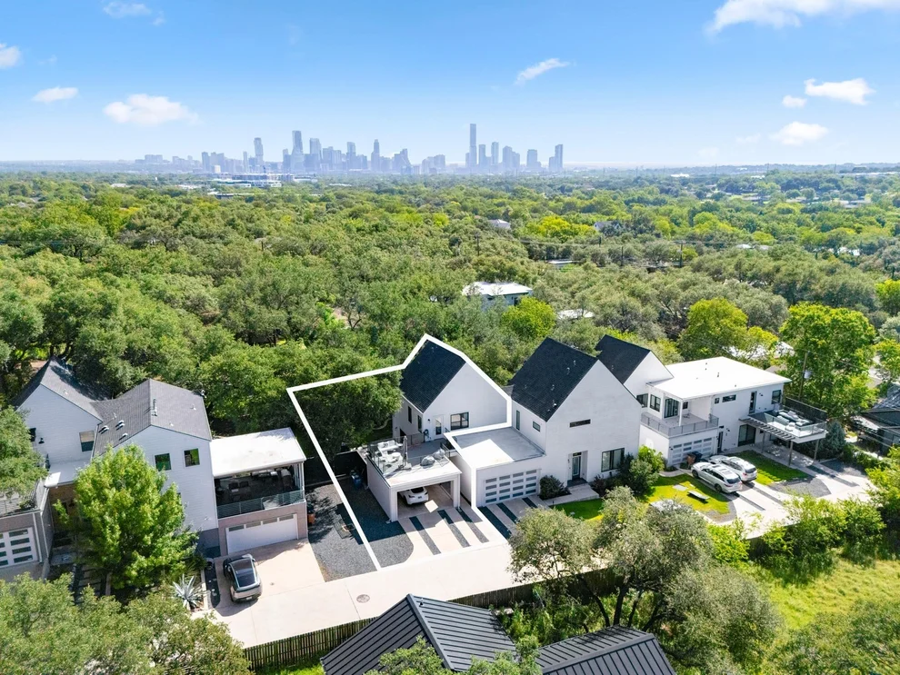 Unit for sale at 3115 Clawson RD, Austin, TX 78704
