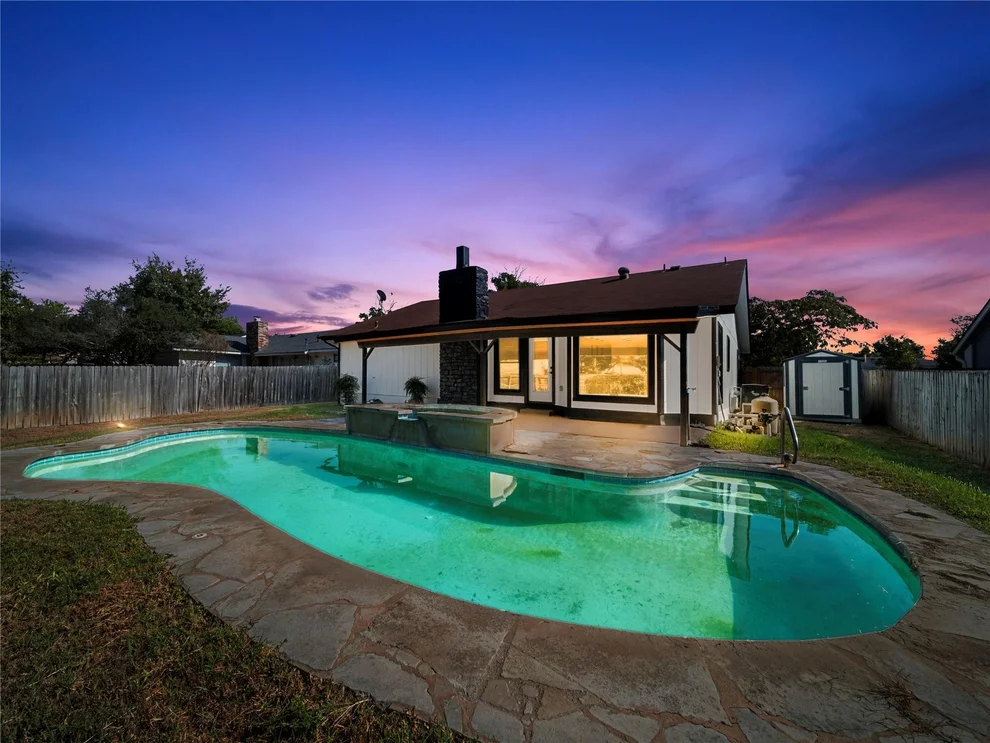 Unit for sale at 3912 Hillside DR, Round Rock, TX 78681
