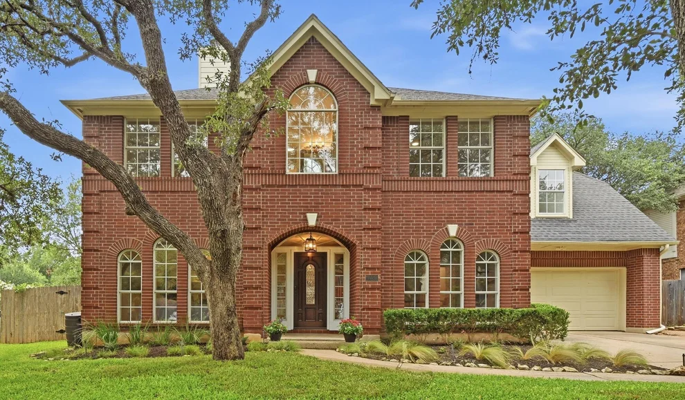 Unit for sale at 4030 Shavano DR, Austin, TX 78749