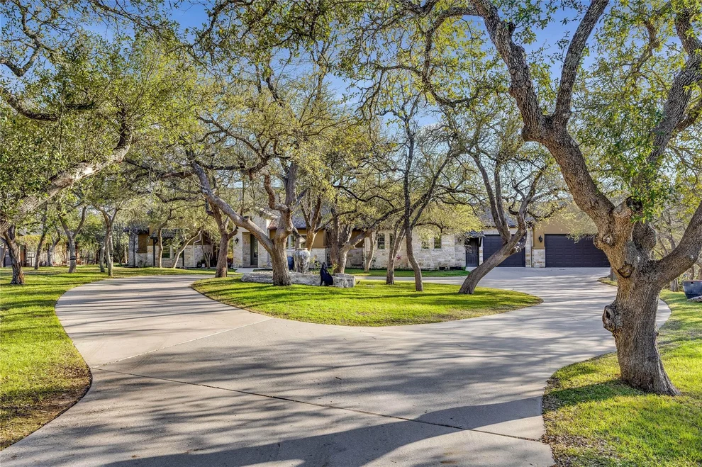 Unit for sale at 335 Beulah LN, Dripping Springs, TX 78620