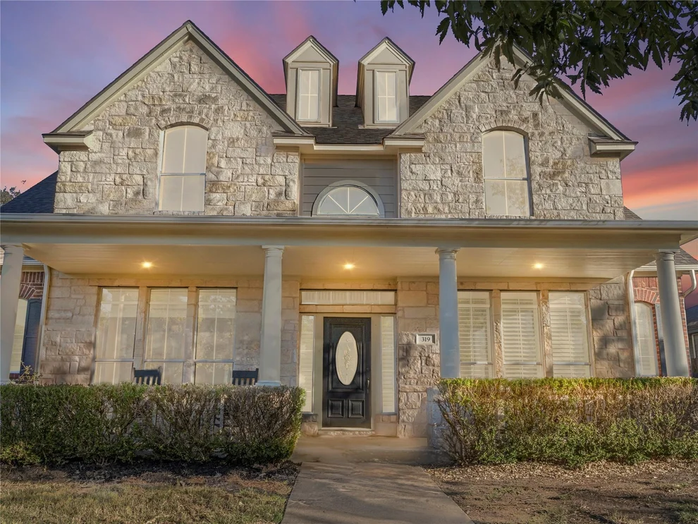 Unit for sale at 319 Greenside LN, Georgetown, TX 78633