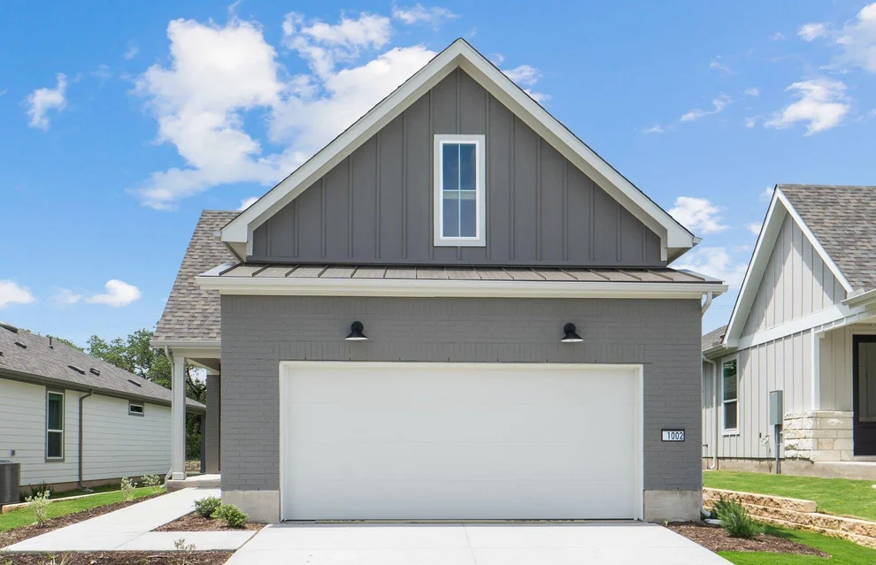 Unit for sale at 1002 Martingale ST, Georgetown, TX 78633