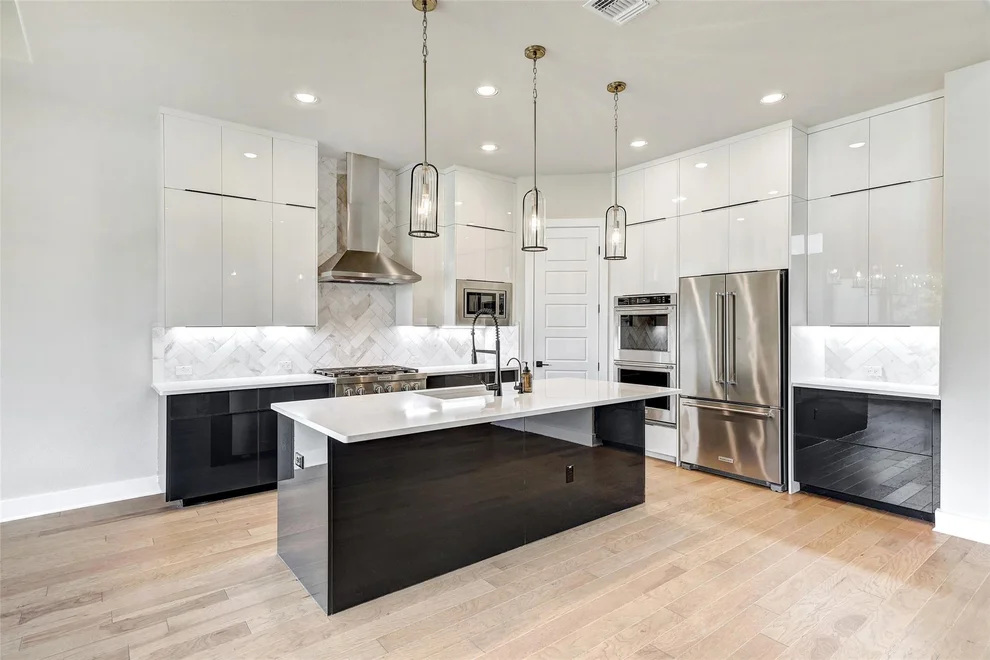 Unit for sale at 144 Limestone DR, Georgetown, TX 78628