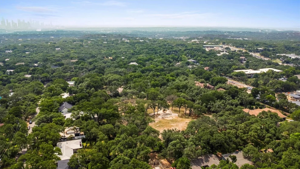 Unit for sale at 300 Westlake DR, West Lake Hills, TX 78746