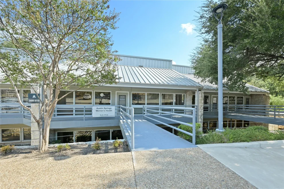 Unit for sale at 1221 W Ben White BLVD, Austin, TX 78704