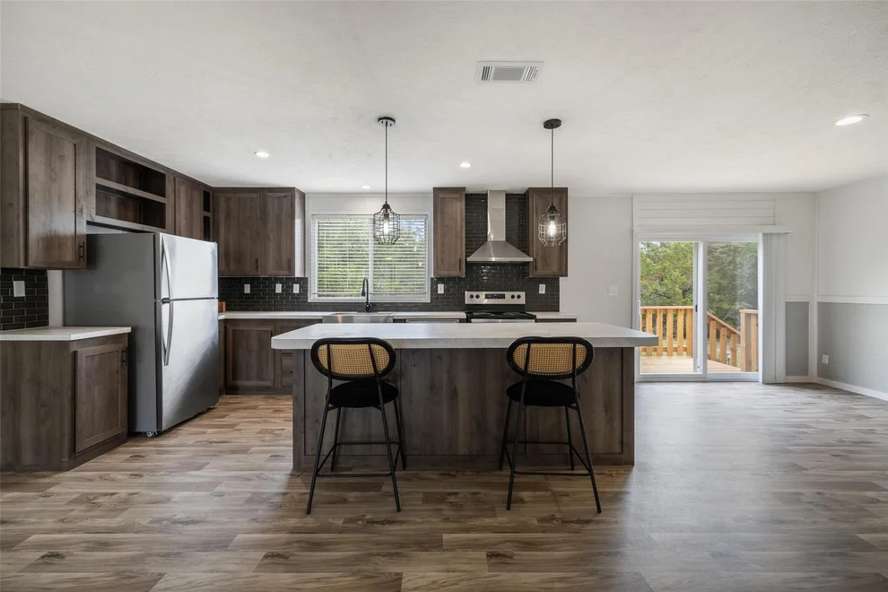 Unit for sale at 281 Green Oaks DR, Bastrop, TX 78602