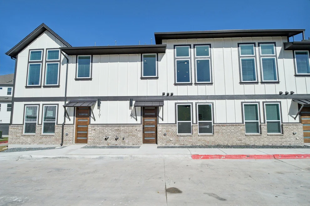 Unit for sale at 200 W 56th ST, Austin, TX 78751