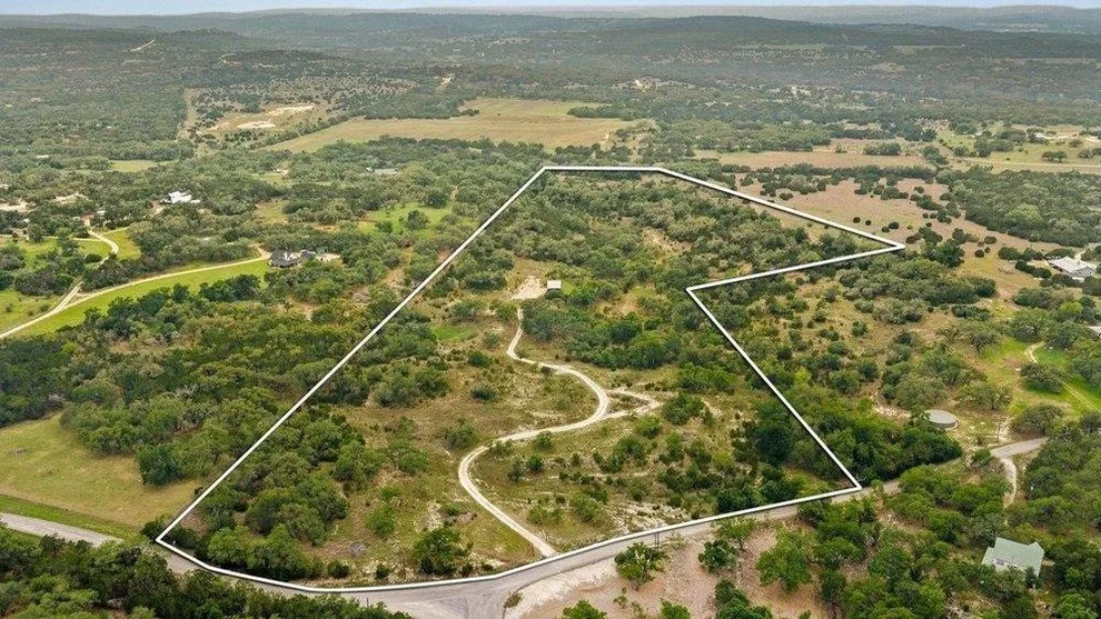 Unit for sale at 1850 Pursley RD, Dripping Springs, TX 78620