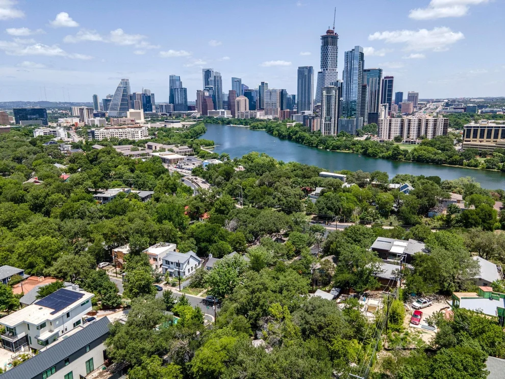 Unit for sale at 1205 Alta Vista Ave, Austin, TX 78704