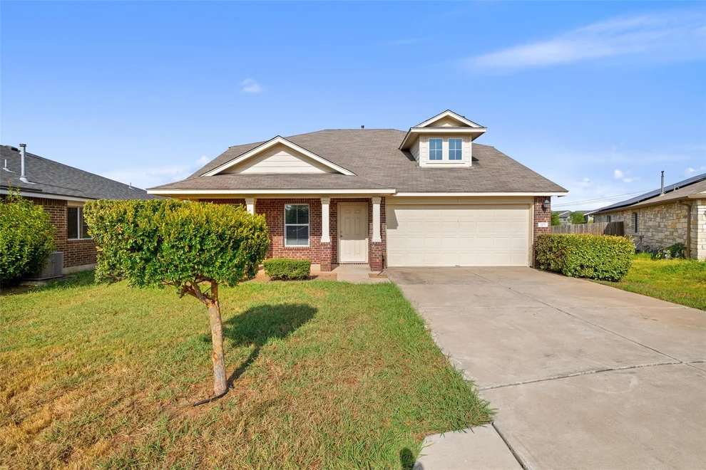 Unit for sale at 205 N Hunting Lodge LN, Bastrop, TX 78602